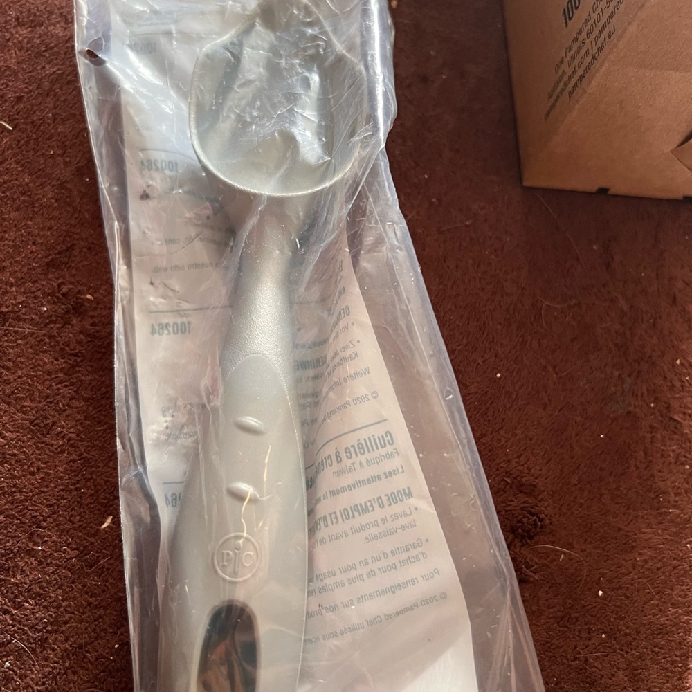 Pampered Chef silver Ice Cream Scoop